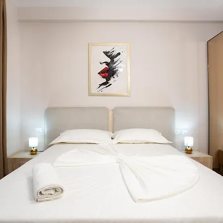 Appartamento Huqi Luxury 3 Tirana