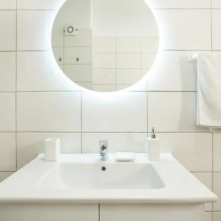 Huqi Luxury 3 Appartement *