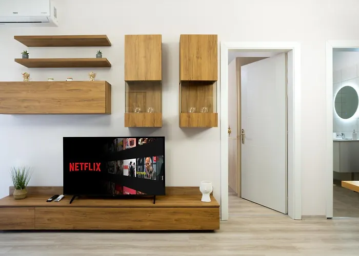 Huqi Luxury 3 Tirana